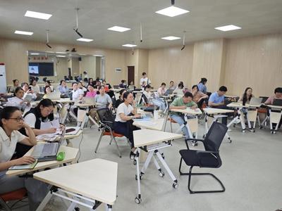 AI賦能新形態教學 護理學院探索教育智能化新路徑